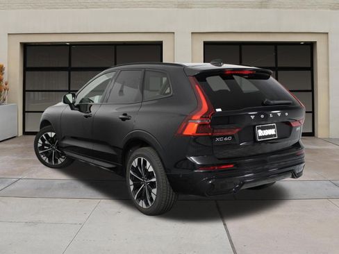 Certified 2026 Volvo XC60 B5 Plus AWD/4WD image 2