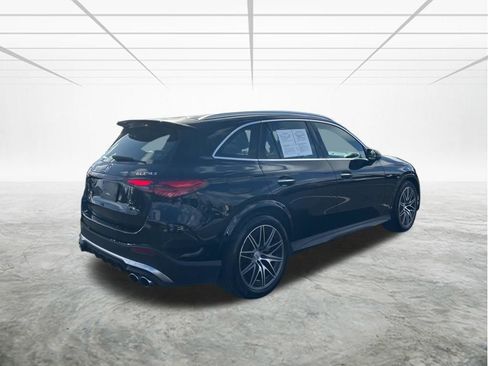 Used 2025 Mercedes-Benz GLC 43 AMG 4MATIC image 4