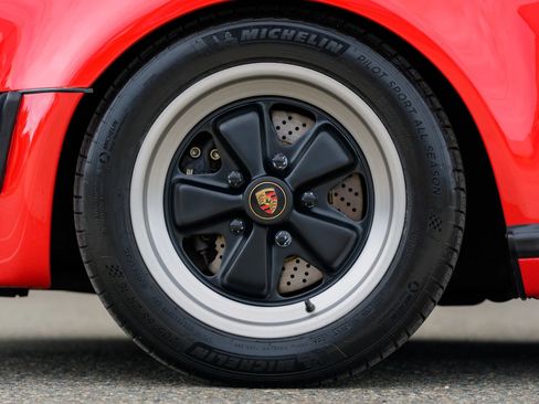 Used 1989 Porsche 911 Carrera RWD image 99