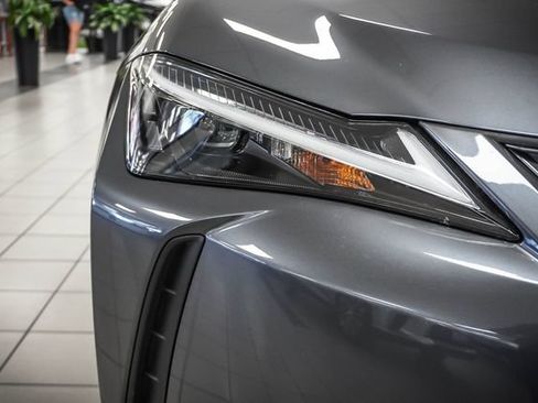 Certified 2025 Lexus UX 300h FWD w/ Accessory Package (Z2) image 27