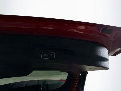 Used 2024 Ford Explorer Limited image 31