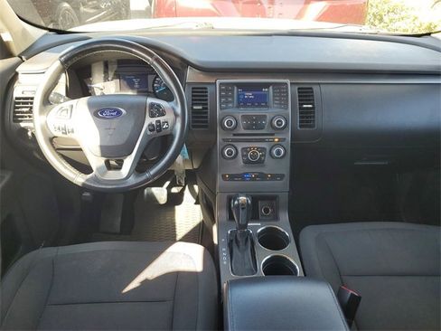 Used 2016 Ford Flex SE image 10