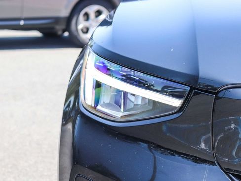 Used 2023 Volvo C40 P8 Recharge Plus w/ Protection Package Premier AWD/4WD image 11