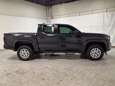 New 2026 Toyota Tacoma SR5 RWD image 10