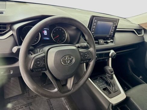 Certified 2022 Toyota RAV4 XLE image 9