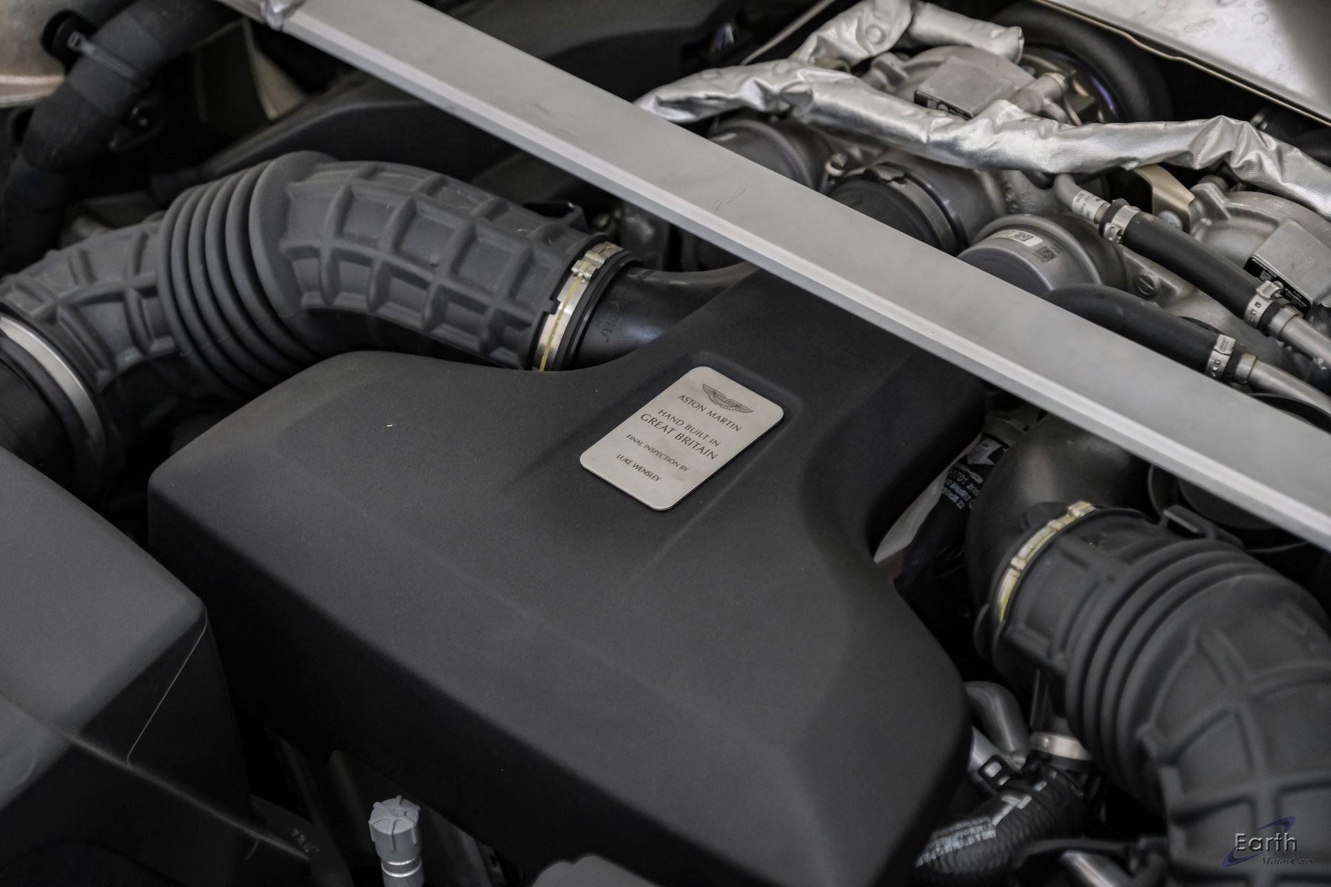 Used 2022 Aston Martin V8 Vantage Coupe RWD image 94