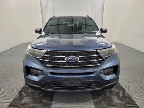 Used 2020 Ford Explorer XLT w/ Comfort Package image 14