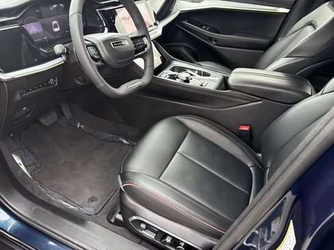 Used 2024 Jeep Wagoneer Launch Edition image 24