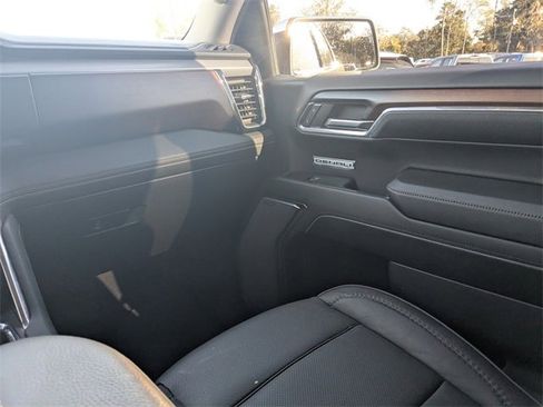 Used 2024 GMC Sierra 1500 Denali w/ Technology Package image 17