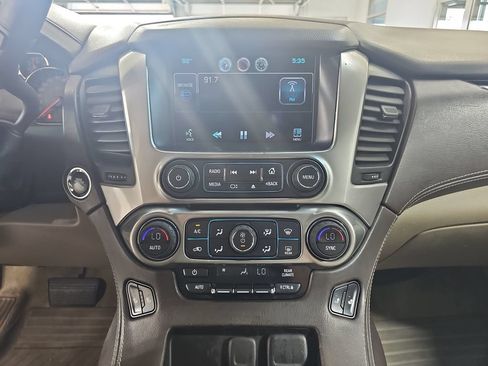 Used 2015 Chevrolet Tahoe LT AWD/4WD image 27