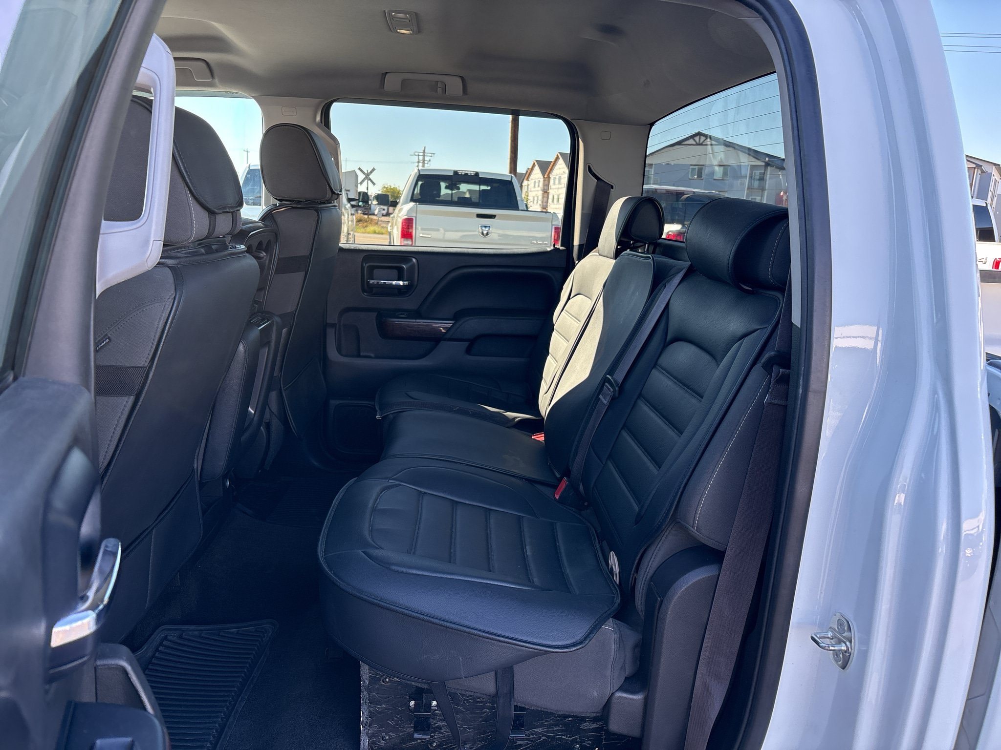 Used 2014 GMC Sierra 1500 SLE w/ SLE Value Package AWD/4WD image 18