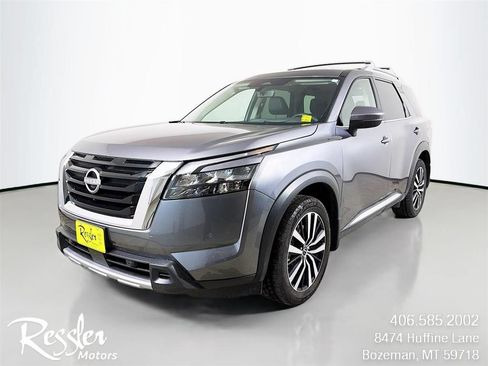 Used 2025 Nissan Pathfinder Platinum w/ Cargo Package AWD/4WD image 1