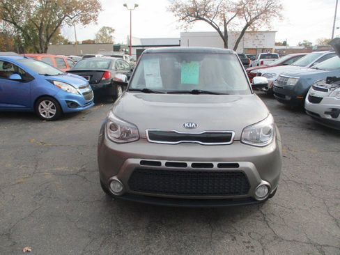 Used 2016 Kia Soul ! w/ Premium Package image 3