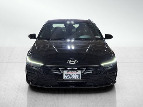 Certified 2025 Hyundai Elantra Sport FWD image 2