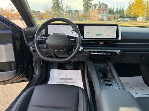 Used 2025 Hyundai Ioniq 6 SEL image 15