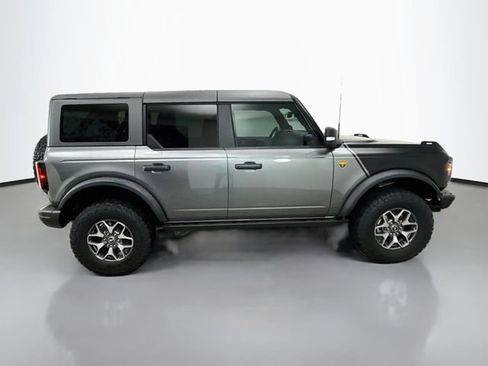 Used 2022 Ford Bronco Badlands AWD/4WD image 8