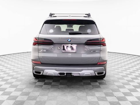 Certified 2025 BMW X5 xDrive40i w/ Parking Assistance Package image 5