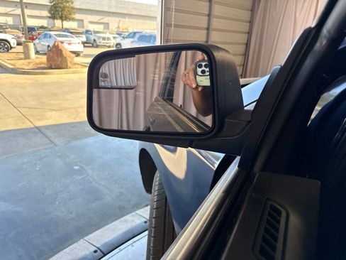 Used 2010 Ford Edge SE FWD image 19