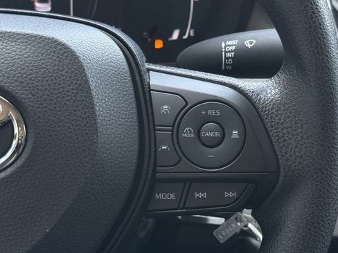 Used 2026 Toyota Corolla LE FWD image 15