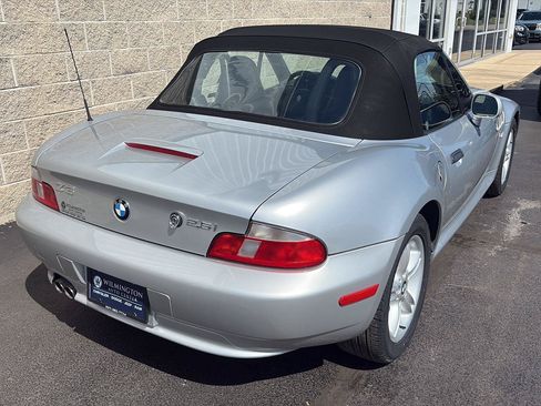 Used 2001 BMW Z3 2.5i RWD image 3