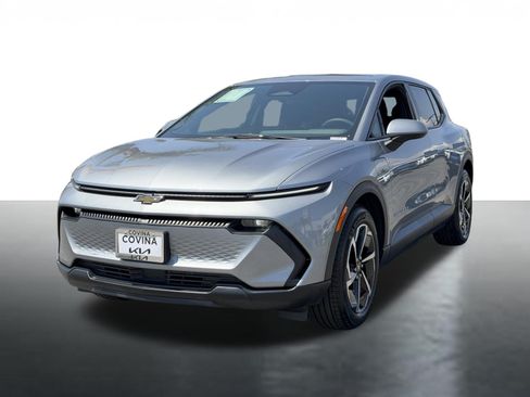 Used 2025 Chevrolet Equinox EV LT FWD image 4