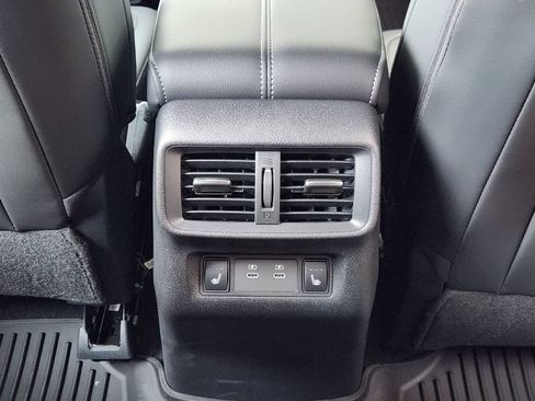 New 2026 Nissan Murano Platinum AWD/4WD image 21