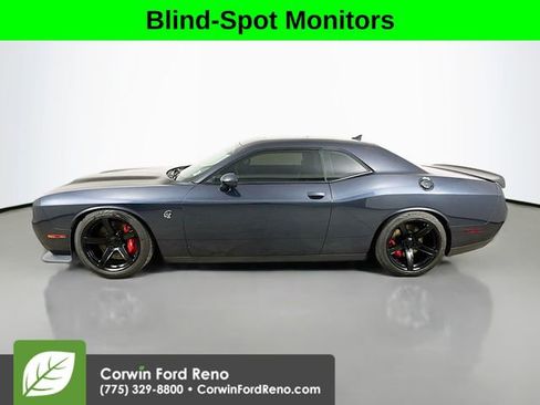 Used 2016 Dodge Challenger SRT Hellcat image 4