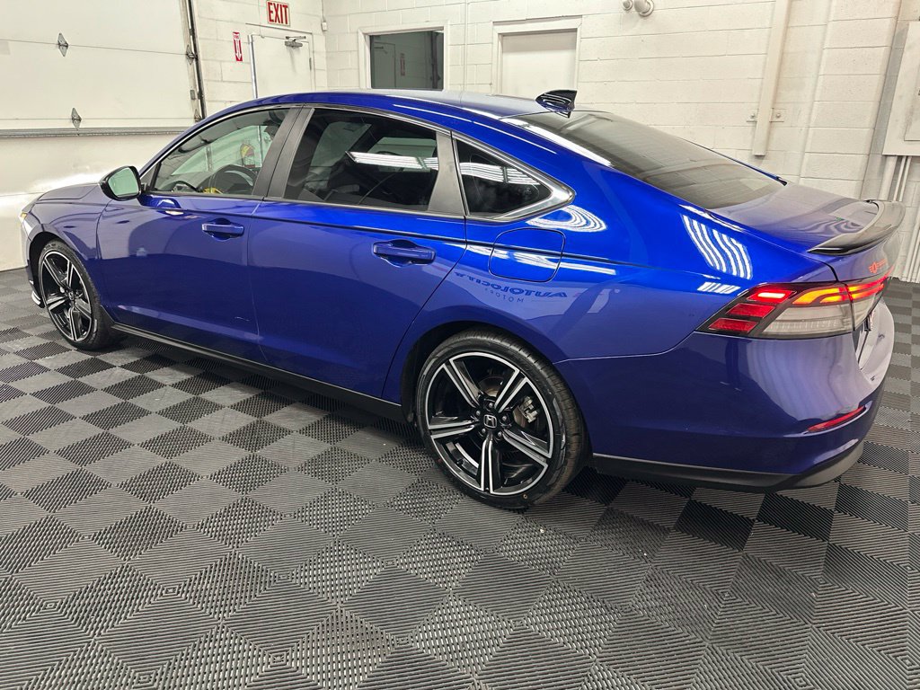 Used 2025 Honda Accord Sport image 7