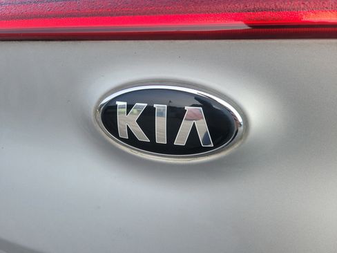 Used 2022 Kia Sportage LX image 36