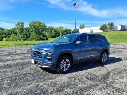 Used 2025 Chevrolet Equinox LT w/ Convenience Package II AWD/4WD image 47