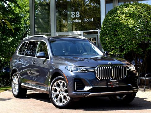 Used 2019 BMW X7 xDrive40i w/ Luxury Seating Package image 2