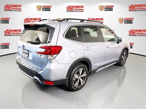 Used 2021 Subaru Forester Touring AWD/4WD image 18