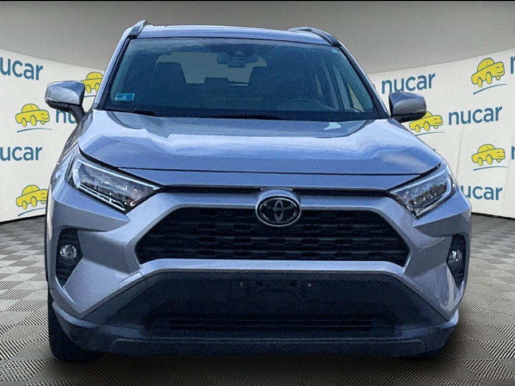 Used 2019 Toyota RAV4 XLE w/ Convenience Package AWD/4WD image 2