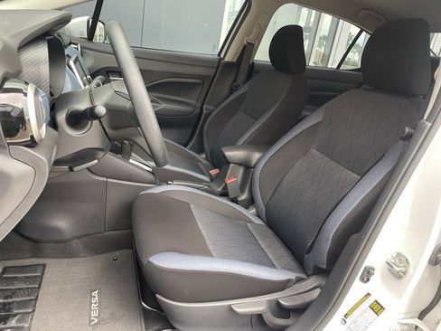 Certified 2025 Nissan Versa SV w/ Trunk Package image 10