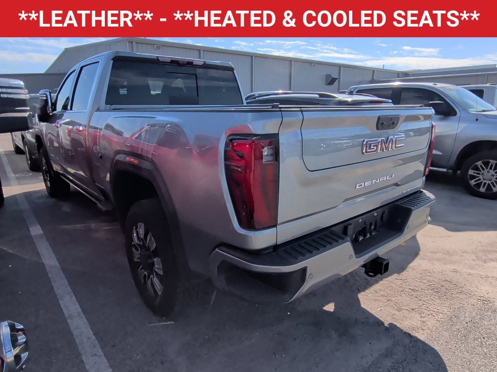 Used 2025 GMC Sierra 2500 Denali w/ Denali Reserve Package AWD/4WD image 5