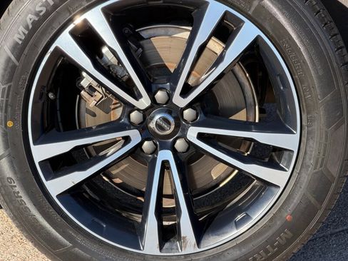 Used 2020 Volvo XC60 T6 Momentum image 35