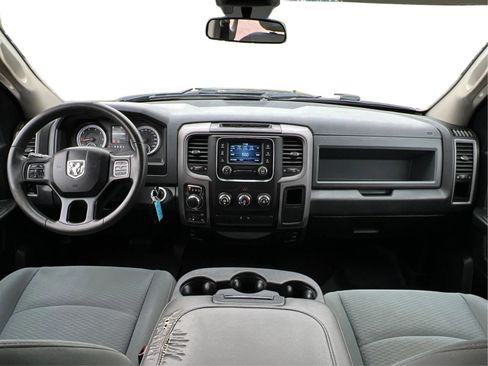 Used 2018 RAM 1500 Express w/ Black Ram 1500 Express Group AWD/4WD image 35