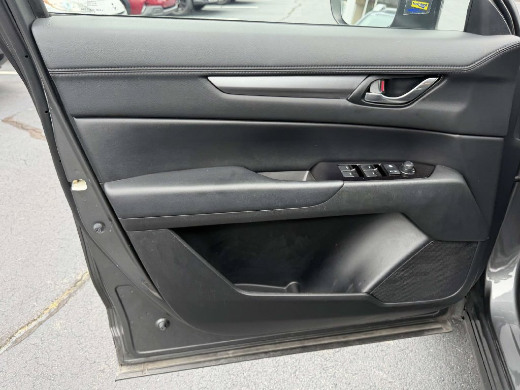 Used 2021 MAZDA CX-5 Touring FWD image 16