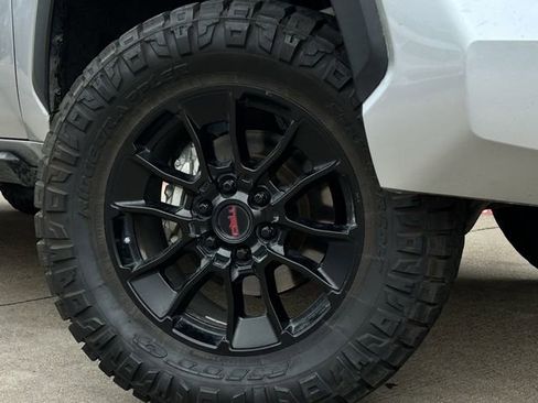 Used 2023 Toyota Tundra SR5 AWD/4WD image 10