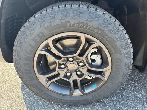 New 2024 Jeep Grand Cherokee Trailhawk w/ Advanced Protech Group II AWD/4WD image 12
