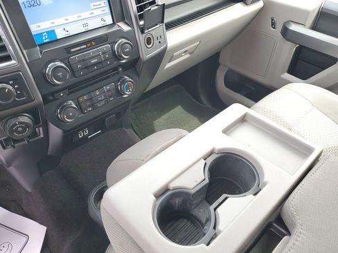 Used 2016 Ford F150 XLT w/ Equipment Group 302A Luxury AWD/4WD image 23