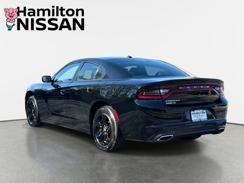 Used 2022 Dodge Charger SXT image 4