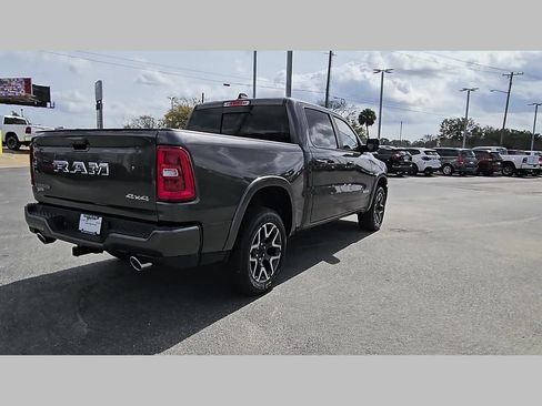 New 2026 RAM 1500 Laramie w/ Sport Appearance Package AWD/4WD image 32