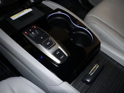 Used 2022 Honda Pilot Elite image 24