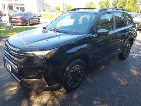 Certified 2026 Subaru Forester Premium AWD/4WD image 1