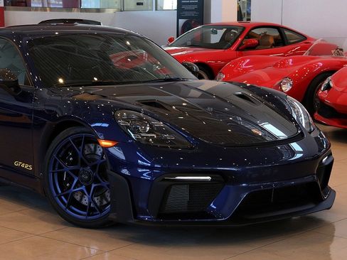 Used 2024 Porsche 718 Cayman GT4 RS image 8