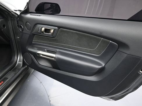 Used 2017 Ford Mustang Shelby GT350 w/ Electronics Package image 23