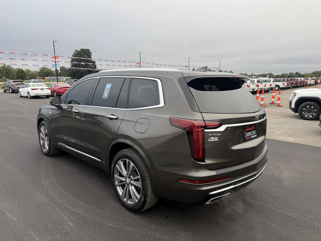 Used 2020 Cadillac XT6 Premium Luxury FWD image 7