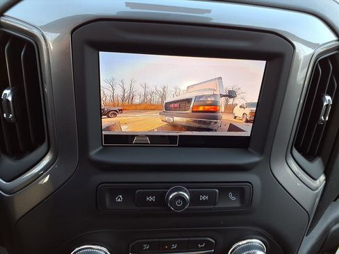 New 2026 GMC Sierra 2500 Pro w/ Convenience Package image 8