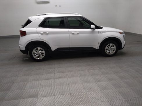 Used 2020 Hyundai Venue SEL w/ Convenience Package FWD image 10